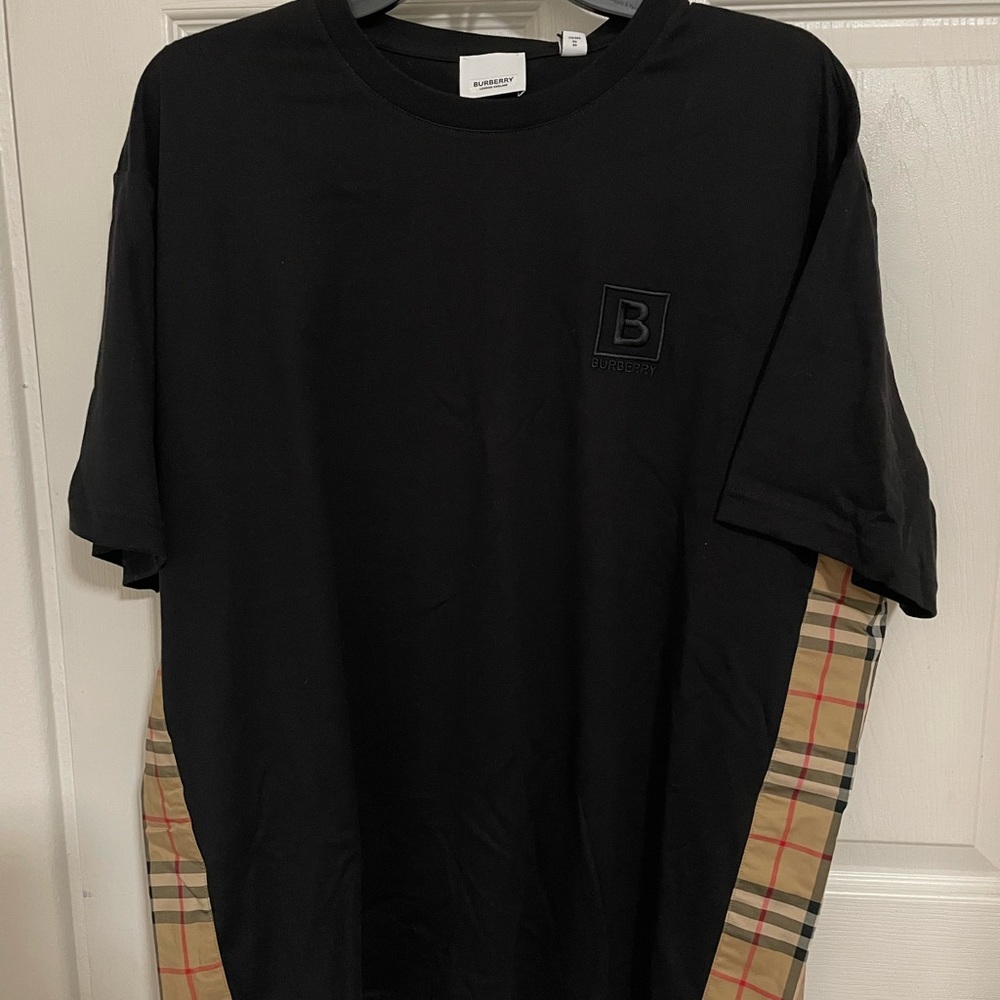 Burberry T-shirt